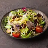 Салат из&nbsp;индейки с&nbsp;апельсиновой заправкой