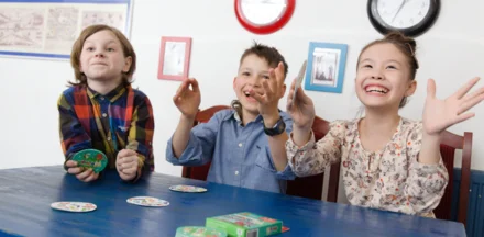 3 крутых игры для развития мелкой моторики у детей