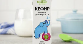 Угадай что: дети пробуют продукты с закрытыми глазами