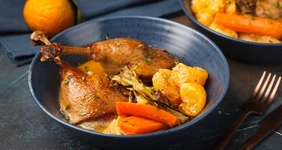 Утиные ножки с мандаринами и сидром