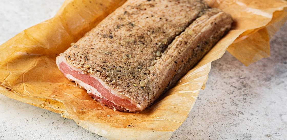 Грудинка с&nbsp;можжевельником и&nbsp;тропическая гранола: новинки недели