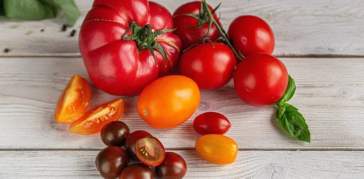 Помидоры ВкусВилл: выбираем из красных, розовых и жёлтых