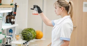 Съесть за 48 часов: короткие сроки годности и причины такой спешки