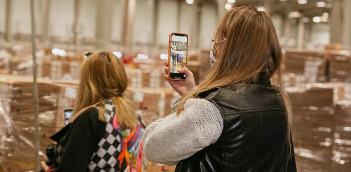 Поехали на&nbsp;склад? А давай! Экскурсия для&nbsp;покупателей ВкусВилла