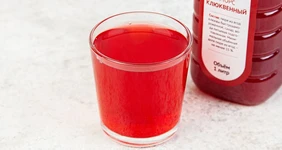 Как приготовить клюквенный морс?