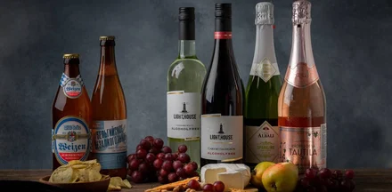 Алкоголь без алкоголя: кто и зачем пьет пиво и вино без градуса