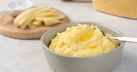 Кукурузная каша с сыром
