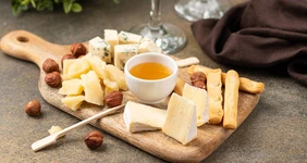 Очень сырные дела: о новой упаковке и ваших любимых сырах