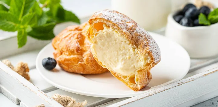 Веганские дрожжи и «Профитроли»: новинки недели с кешбэком