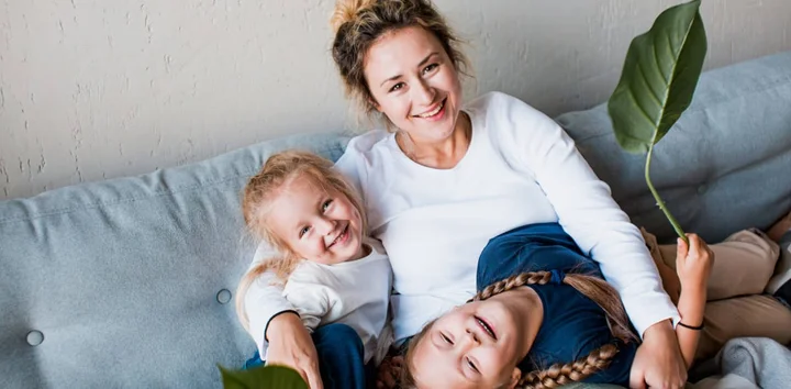 Чем увлечь ребёнка: 15 идей игр и творчества с доставкой