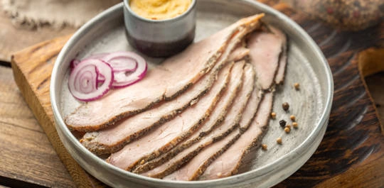 Глаза разбегаются: что попробовать из&nbsp;нашей мясной гастрономии