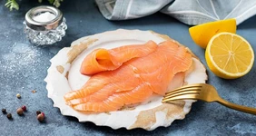 Как вкусно засолить красную рыбу в домашних условиях