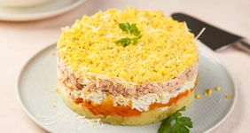 Мимоза с копчёной рыбой