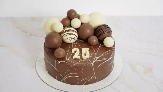 Торт «Шоколадный бамбл»