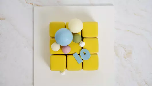 Торт-кубик «Шары» Торт-кубик «Шары»