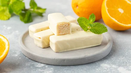 Вафли в белом шоколаде и настольная игра: новинки недели с кешбэком