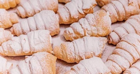 Любимые десерты детства. Репортаж с кондитерского производства