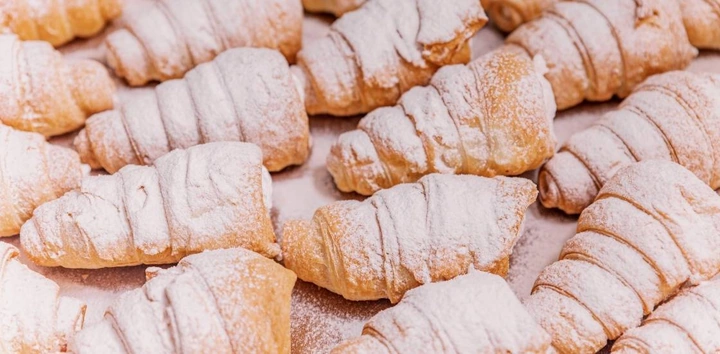 Любимые десерты детства. Репортаж с кондитерского производства