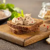 Паштет из&nbsp;фасоли с&nbsp;грибами и&nbsp;орехами