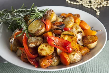 Из корнеплодов и не только: 11 блюд со свёклой, морковью, капустой и сельдереем