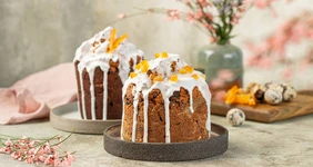 Кулич творожный с цукатами