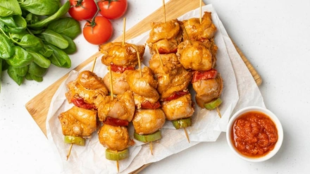 Сочный шашлык из курицы: что добавить в маринад, секреты и рецепты поваров