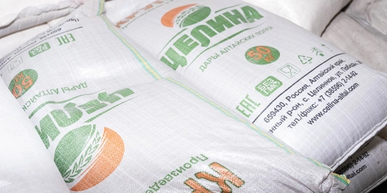 Основа сухих завтраков — зерно. Его в&nbsp;«Хрустайм» поставляют производители из&nbsp;Оренбурга, Челябинска и&nbsp;Алтая