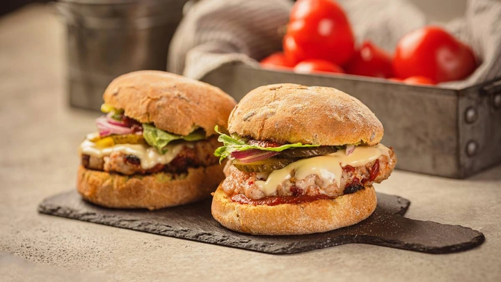 Встречайте новые вкусы в&nbsp;линейке бургеров Сгоряча