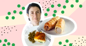 Школьные рецепты: омлет и сосиски в тесте