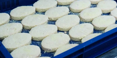 Замораживаются