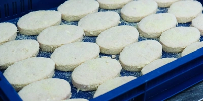 Замораживаются