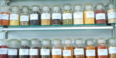 Каждый раз когда поступает сырьё, оно помещается в&nbsp;карантин до&nbsp;тех пор, пока не будут получены результаты проб и&nbsp;лаборатория не удостоверится в&nbsp;его качестве и&nbsp;безопасности