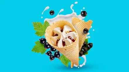 Мороженое с черносмородиновым джемом и комбуча «Чага»: премьеры недели с кешбэком