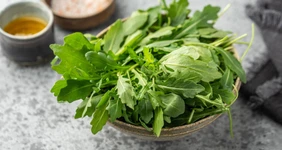 Что полезного в руколе и почему она горчит