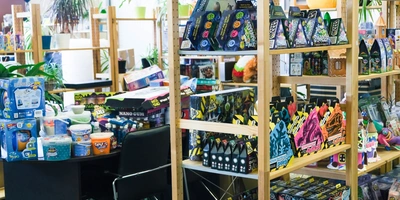 Офис «Волшебного мира» — один большой шоурум. Перед запуском каждой новой игрушки сюда приглашают детей для её тестирования