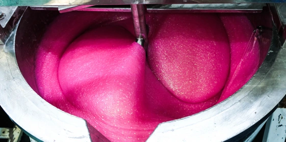 Существует множество видов слаймов, каждый из которых имеет характерную особенность. К примеру, crystal-слайм отличается ослепительным блеском