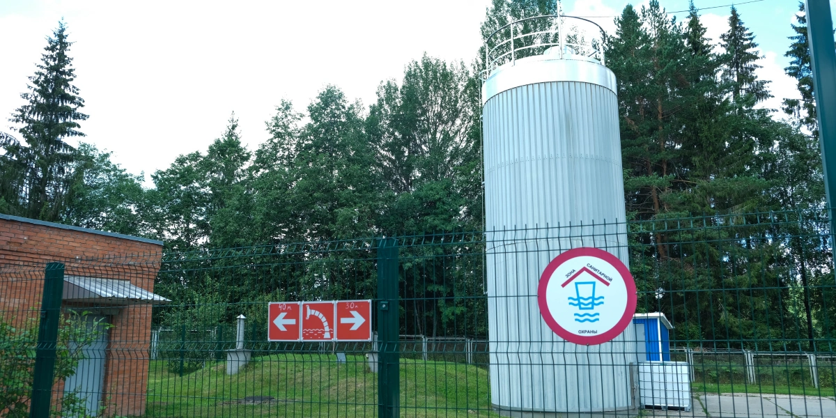 На заводе построены очистные сооружения для&nbsp;воды. Вся вода, которая образуется во&nbsp;время производственной деятельности, проходит специальную очистку