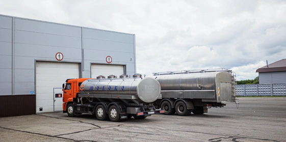 Сырое молоко поступает от фермерских хозяйств Чувашии и из соседних регионов