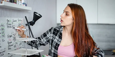 Что в холодильнике у продюсера и фитнес-модели