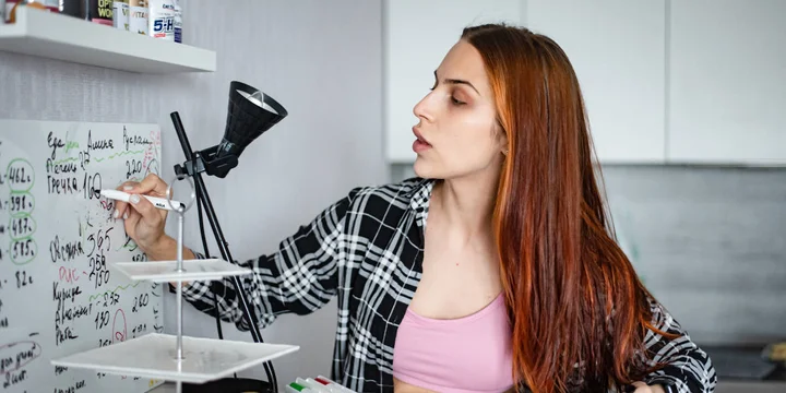 Что в холодильнике у продюсера и фитнес-модели