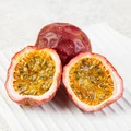 Что такое маракуйя, чем полезна и какова на вкус