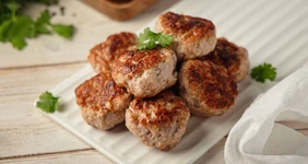 Рецепты котлет: из свинины, говядины, курицы, рыбного фарша и постные