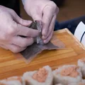 О, онигири! Как правильно приготовить, открыть и съесть