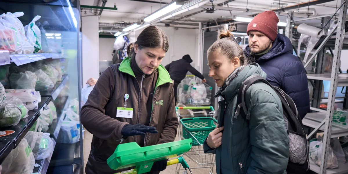 Свадьба в магазине, конкурсы и культпоходы: чем живёт сообщество ВкусВилла