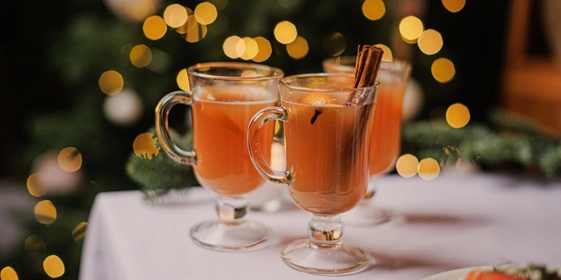 Сок яблочный с&nbsp;корицей