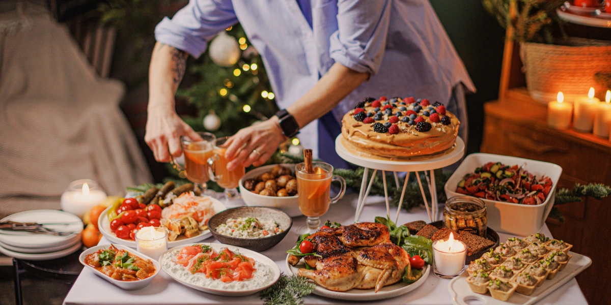 Лена, мы всё уронили: как за&nbsp;1,5 часа накрыть праздничный стол 