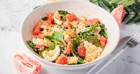 Салат с крабовым мясом и грейпфрутом