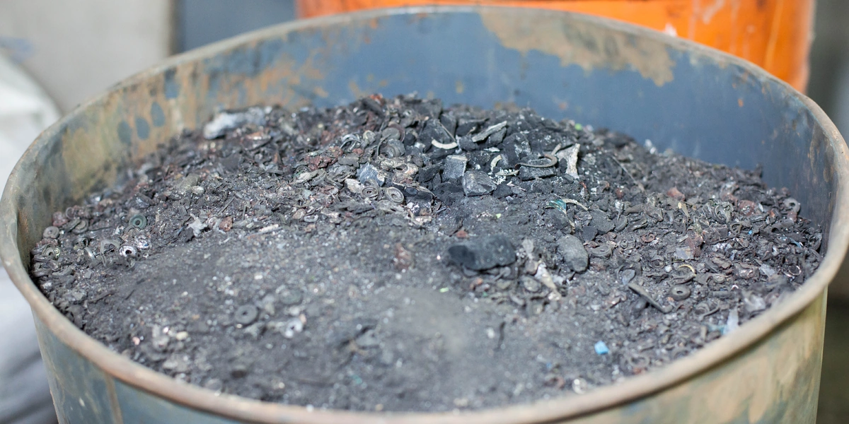 Новые ресурсы: репортаж с завода по переработке батареек