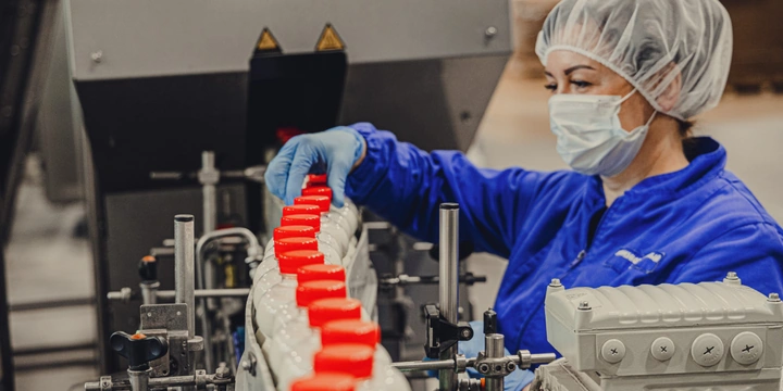 Как делают сметану, кефир и молоко на прогрессивном лебедянском заводе