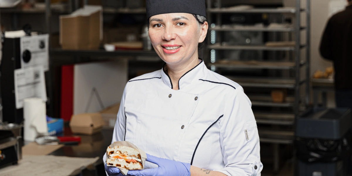 Горячая еда с&nbsp;доставкой на&nbsp;дом или в&nbsp;офис: всё о&nbsp;проекте Сгоряча от&nbsp;ВкусВилла